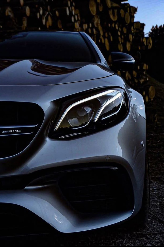 Neon Led Poster: Mercedes E63
